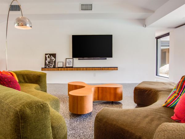 Palm Springs Home 990926