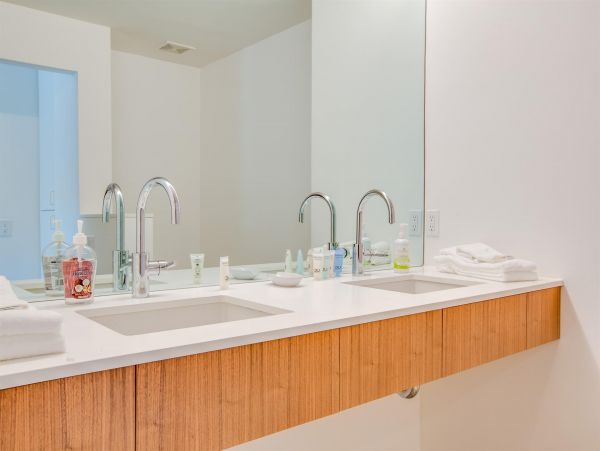 Palm Springs Home 990926