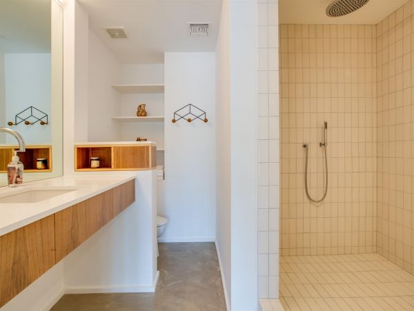 Palm Springs Home 990926