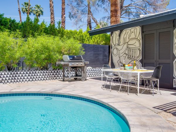 Palm Springs Home 990926