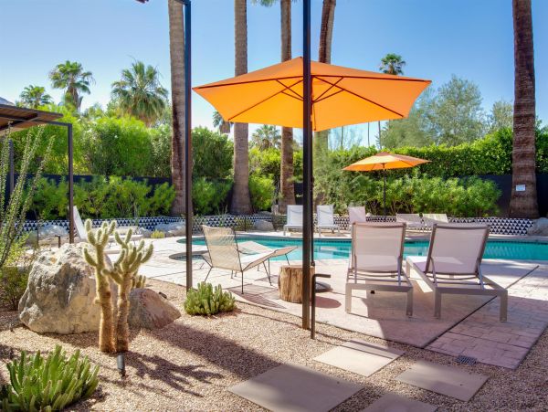 Palm Springs Home 990926