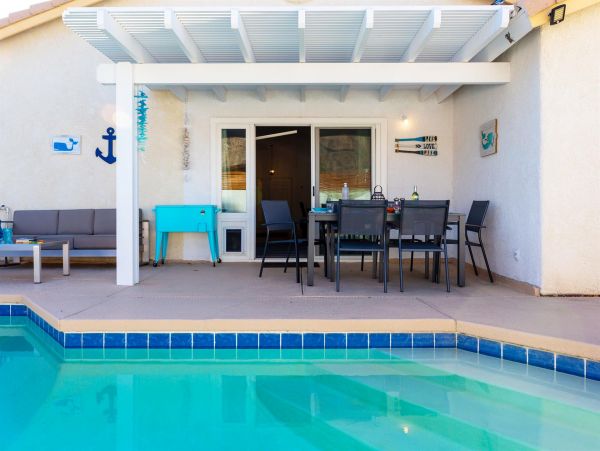 Palm Springs Home 990927