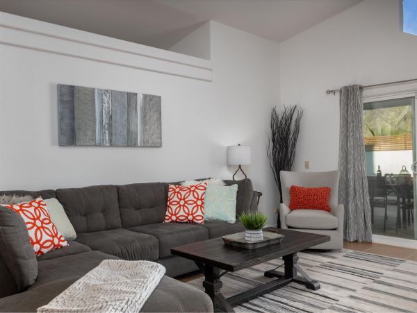 Palm Springs Home 990927