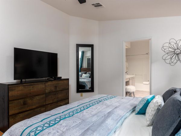 Palm Springs Home 990927