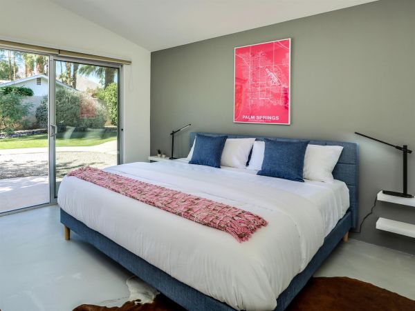 Palm Springs Home 990928