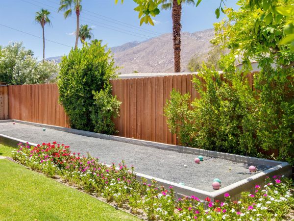 Palm Springs Home 990929