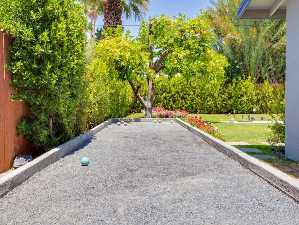 Palm Springs Home 990929