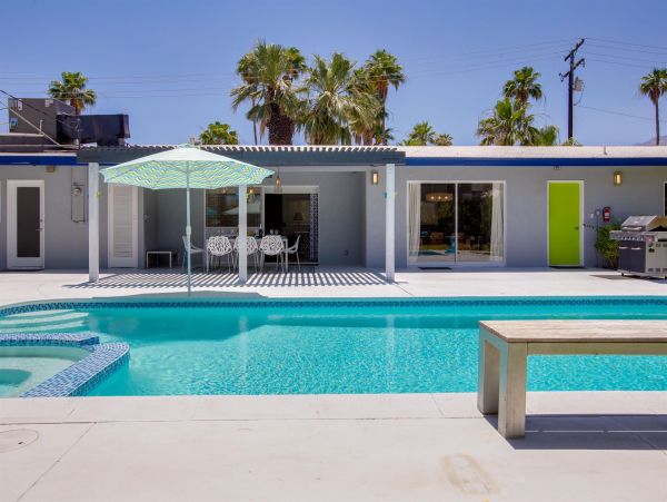 Palm Springs Home 990929