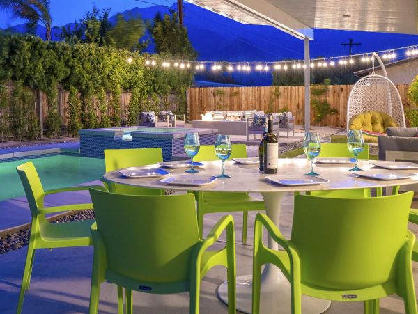 Palm Springs Home 990930