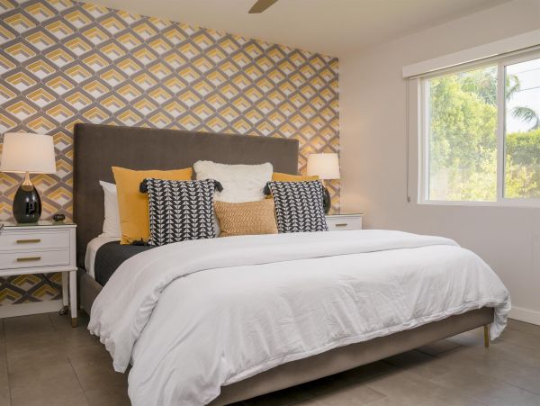 Palm Springs Home 990930