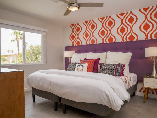 Palm Springs Home 990930
