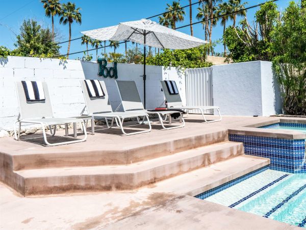 Palm Springs Home 990931