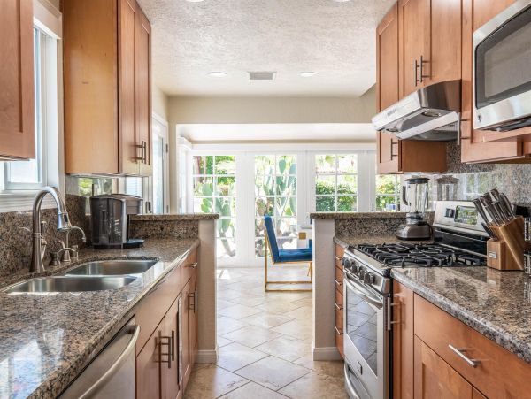 Palm Springs Home 990931