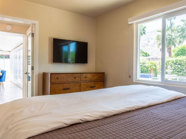 Palm Springs Home 990931
