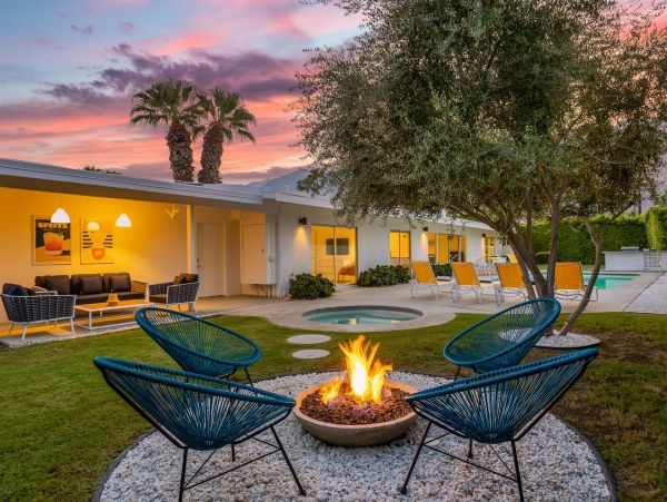 Palm Springs Home 990932