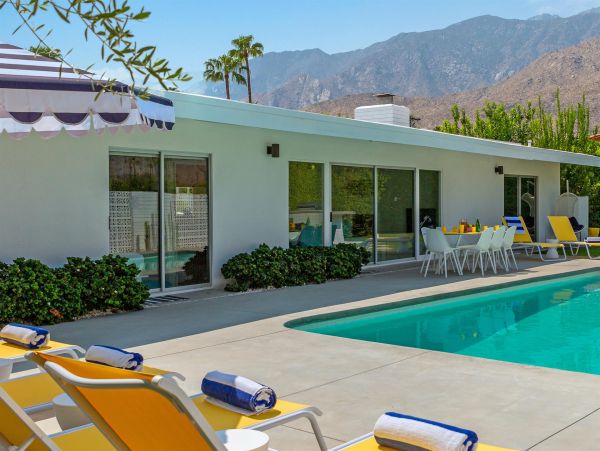 Palm Springs Home 990932