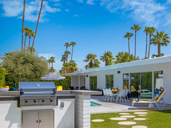 Palm Springs Home 990932