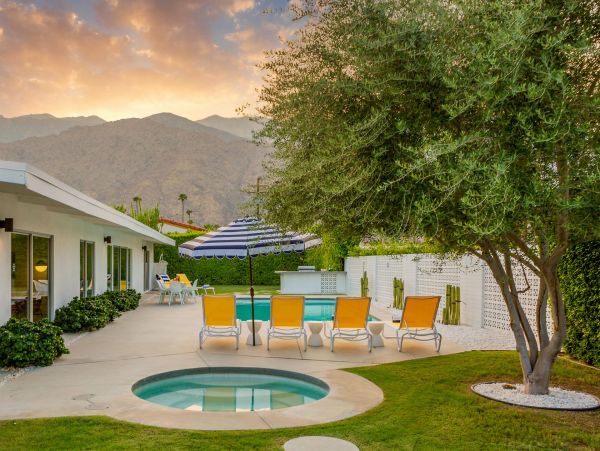 Palm Springs Home 990932