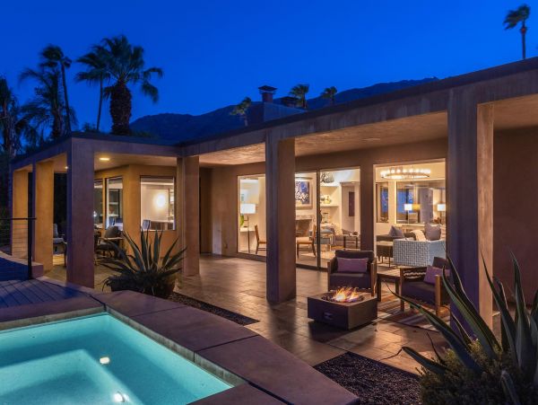 Palm Springs Home 990933