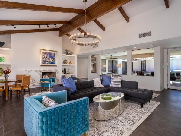 Palm Springs Home 990933