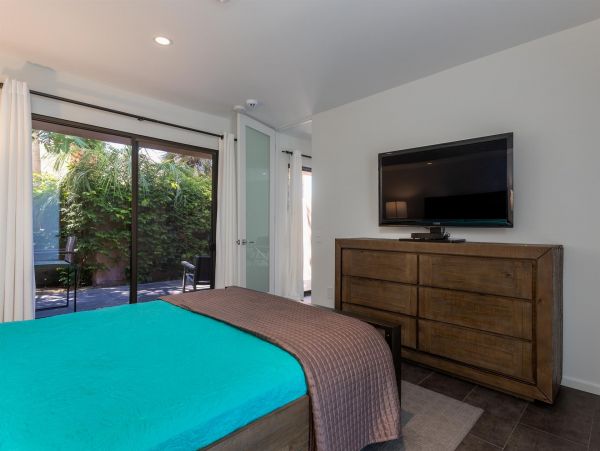 Palm Springs Home 990933