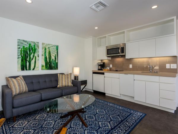 Palm Springs Home 990933