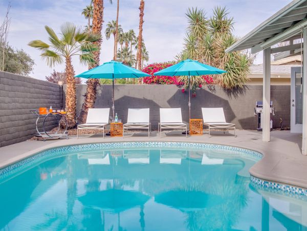 Palm Springs Home 990934