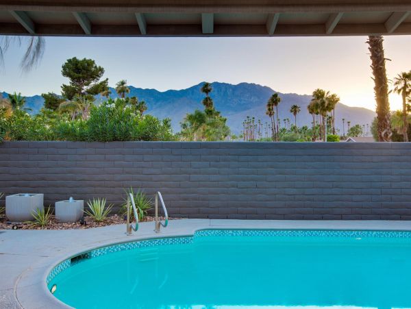 Palm Springs Home 990934