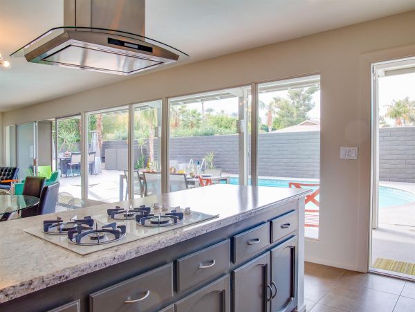 Palm Springs Home 990934