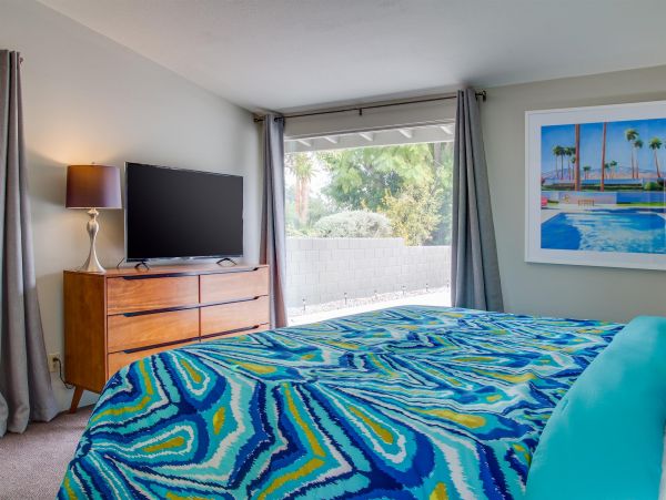 Palm Springs Home 990934