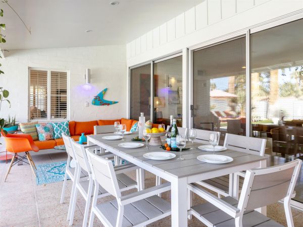 Palm Spring 3 Bedroom Home with Private Pool Sleeps 6