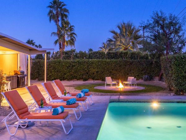 Palm Springs Home 990937