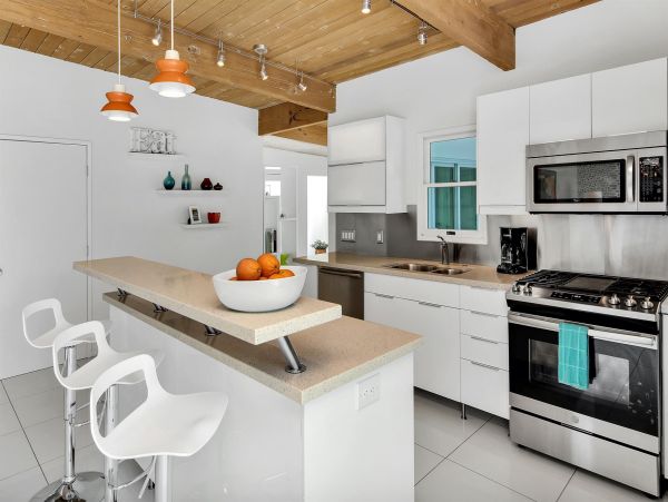 Palm Springs Home 990937