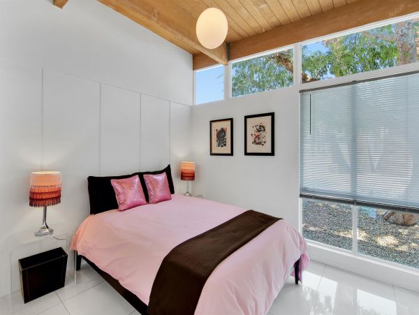 Palm Springs Home 990937