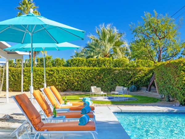 Palm Springs Home 990937