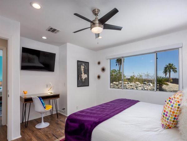 Resort Style Pool Home In Palms Springs