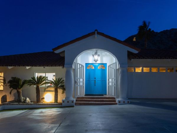 Resort Style Pool Home In Palms Springs