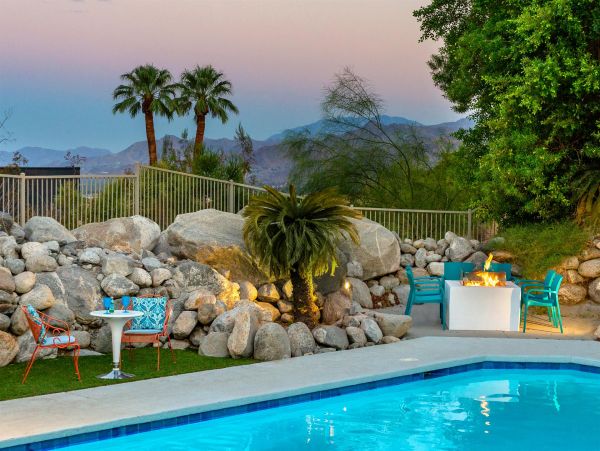 Resort Style Pool Home In Palms Springs