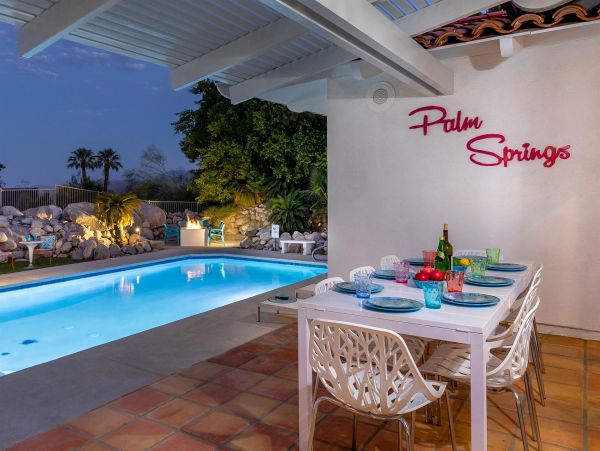 Resort Style Pool Home In Palms Springs