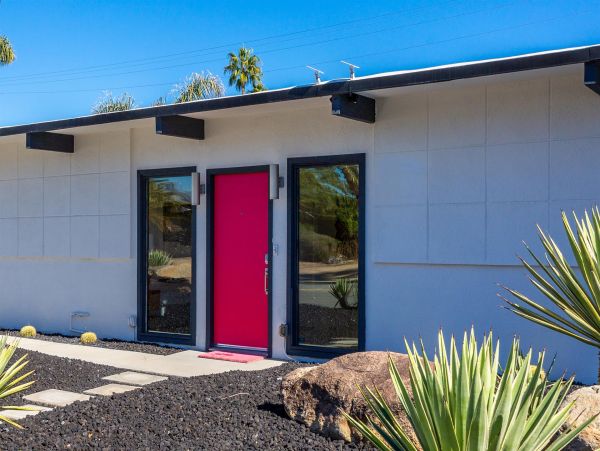 Palm Springs Home 990940