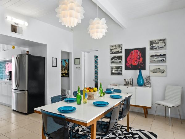 Palm Springs Home 990940