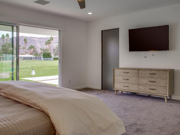 Palm Springs Home 990941