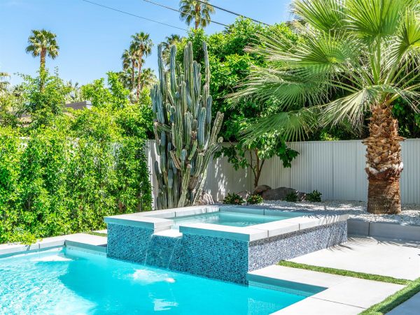 Palm Springs Home 990942