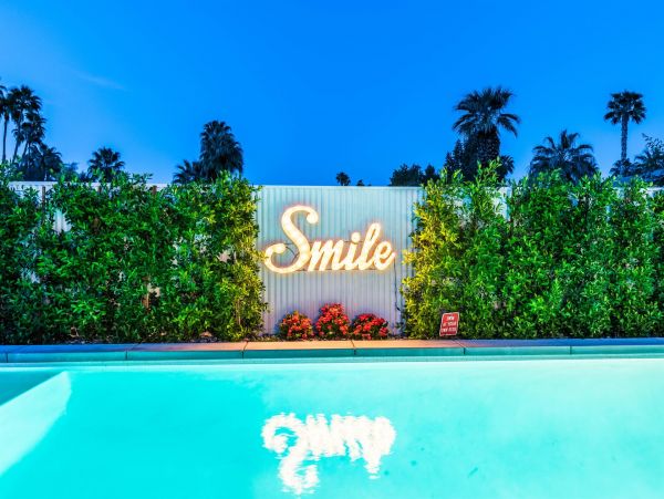 Palm Springs Home 990942