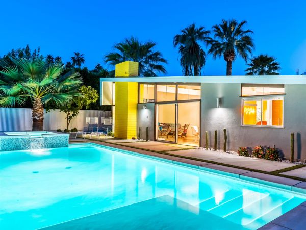 Palm Springs Home 990942