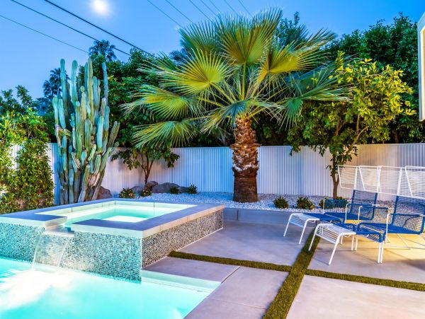 Palm Springs Home 990942