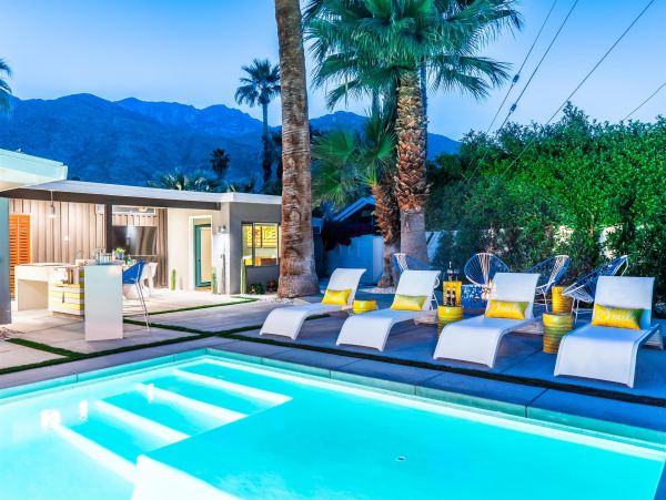 Palm Springs Home 990942