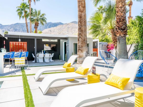 Palm Springs Home 990942