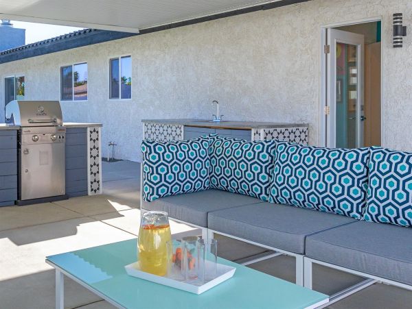 Palm Springs Home 990943