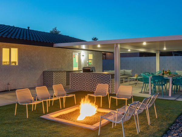 Palm Springs Home 990943